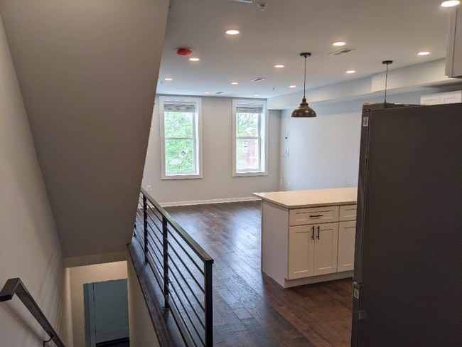 Building Photo - 1932 4th St NE