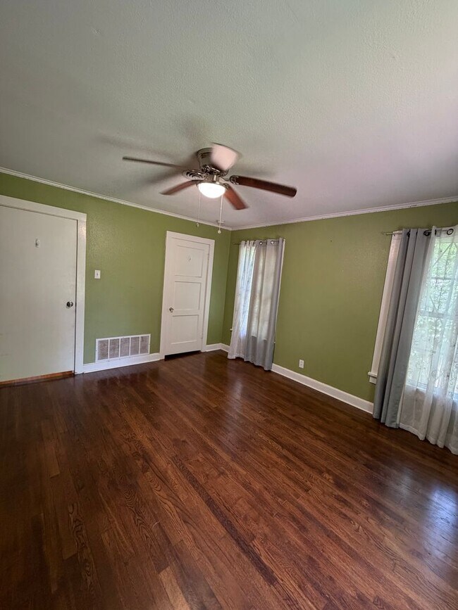 Building Photo - Updated brick home for lease near BAFB | Bossier City, LA 71112 | 3 bedrooms
