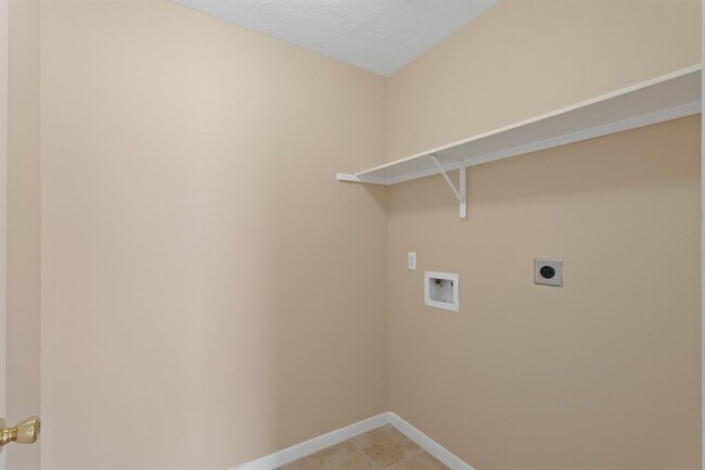 Building Photo - 12206 Innisfall Cir