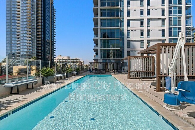 Building Photo - 1262 Kettner Blvd