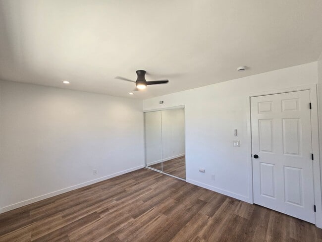 Building Photo - Freshly Remodeled & Full of Charm on Banbury