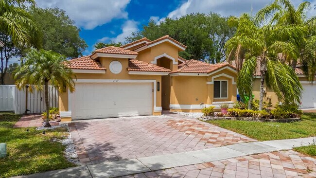 Building Photo - 2409 NW 139th Ave