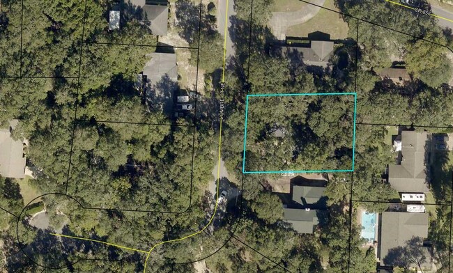 Building Photo - 596 L'Ombre Ct NE