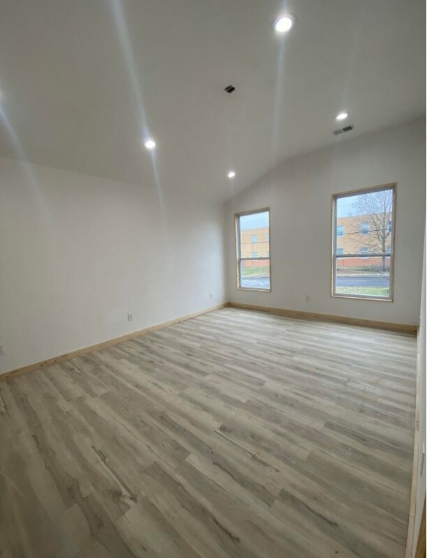 Building Photo - 69 Donelson St