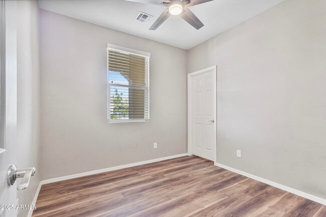 Building Photo - 22771 E Via Del Palo