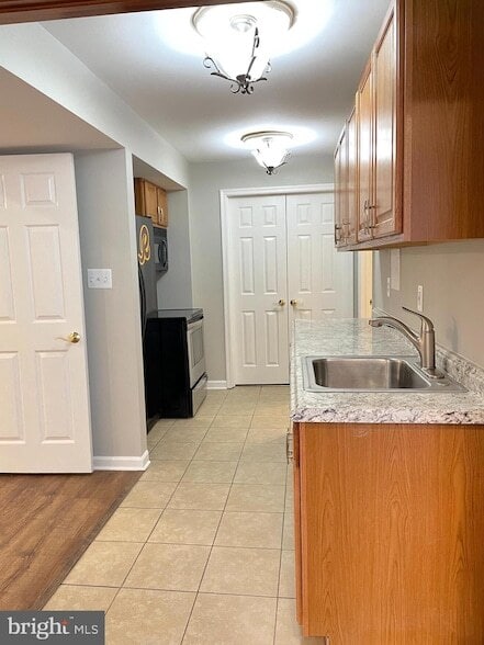 Building Photo - 139 Balch Springs Cir SE