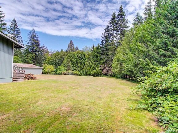 Building Photo - 3911 Victory Dr SW