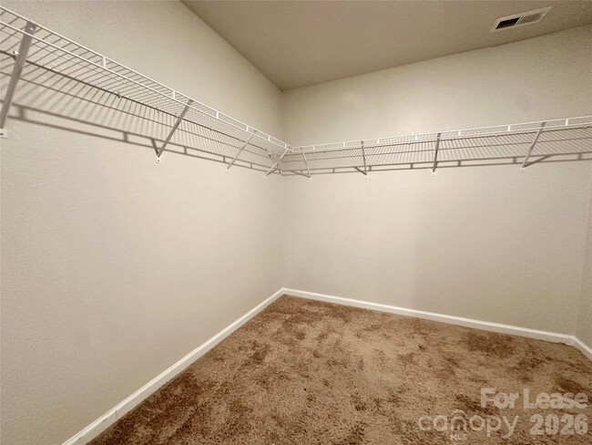 Building Photo - 8128 Derby Wood Ln