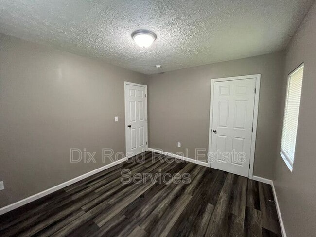 Building Photo - 4459 Catalina Ave