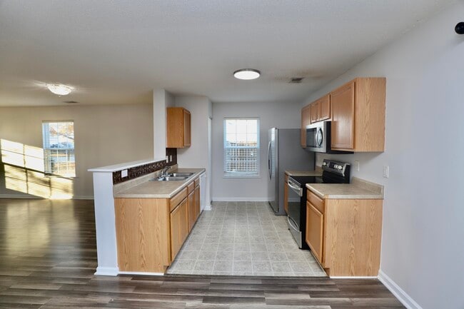 Building Photo - 1749 Mossberg Dr