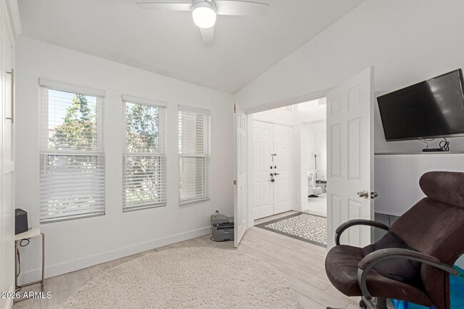Building Photo - 1551 W Ironwood Dr