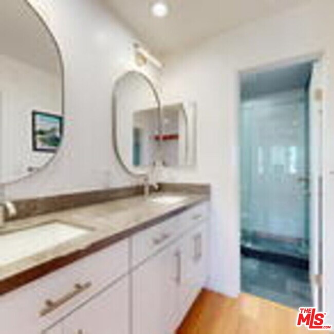 Building Photo - 8740 Tuscany Ave