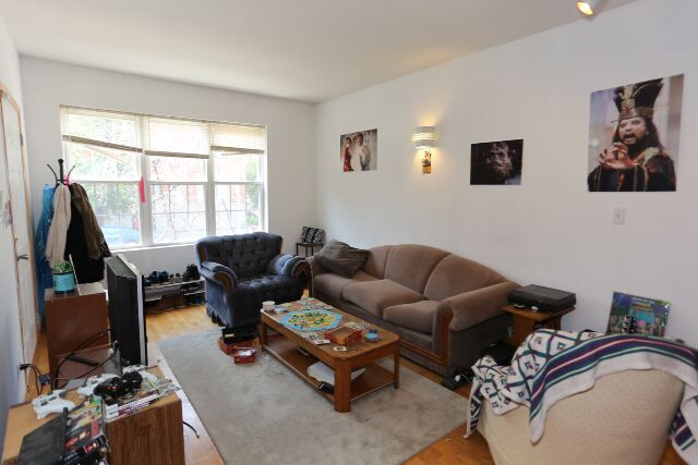 Building Photo - 1033 N Mozart St