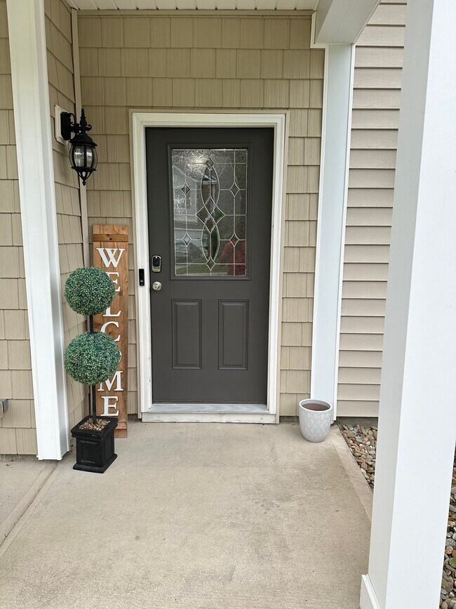 Building Photo - 1030 Campbell Ridge Dr