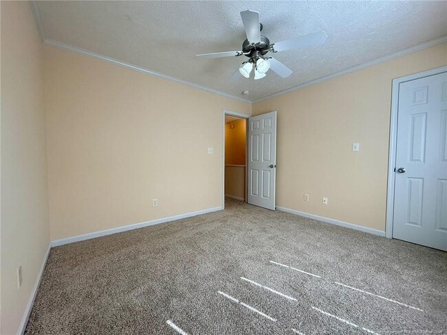 Building Photo - 3332 Kenmont Ln