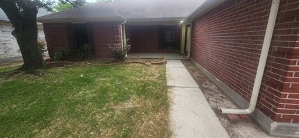Building Photo - 5514 Clarkston Ln