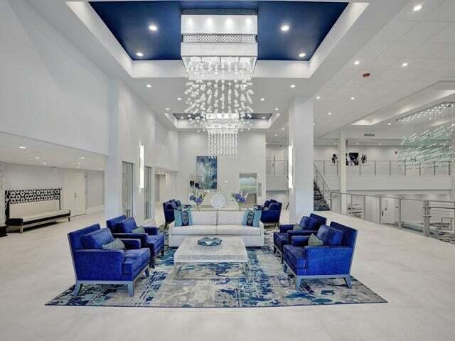 Building Photo - 7531 S Oriole Blvd