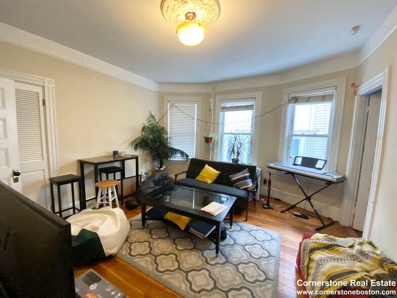 Building Photo - 12 Oswald St