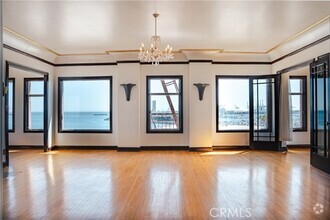 Building Photo - 1030 E Ocean Blvd
