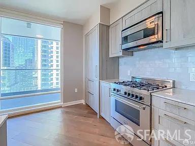 Building Photo - 401 Harrison St