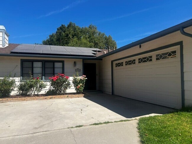 Building Photo - 133 Shadow Mountain Dr