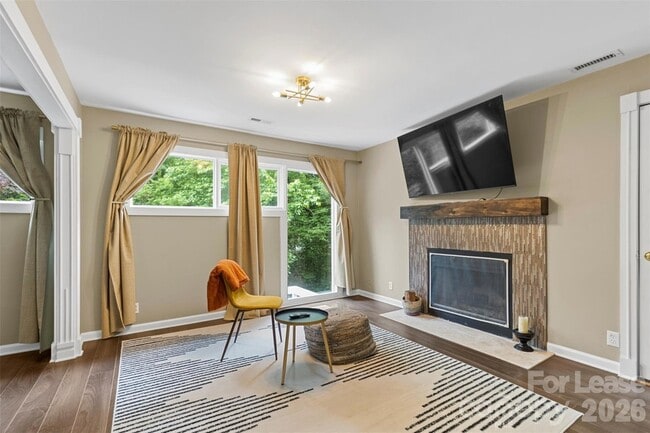 Building Photo - 25033 Molokai Dr