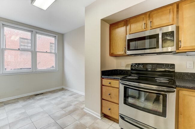 Building Photo - 138 Welcome Aly