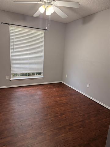 Building Photo - 516 Lone Star St