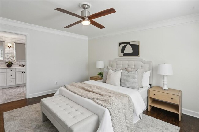 Building Photo - 1833 Flat Shoals Rd SE