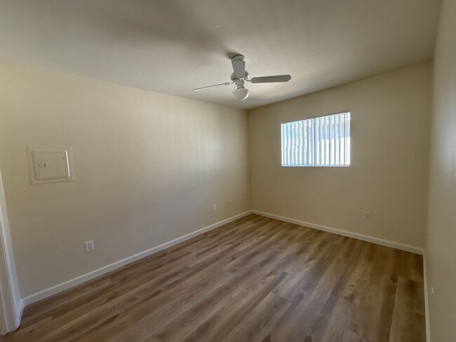 Building Photo - 207 West Eleventh Avenue #B, Escondido, CA...