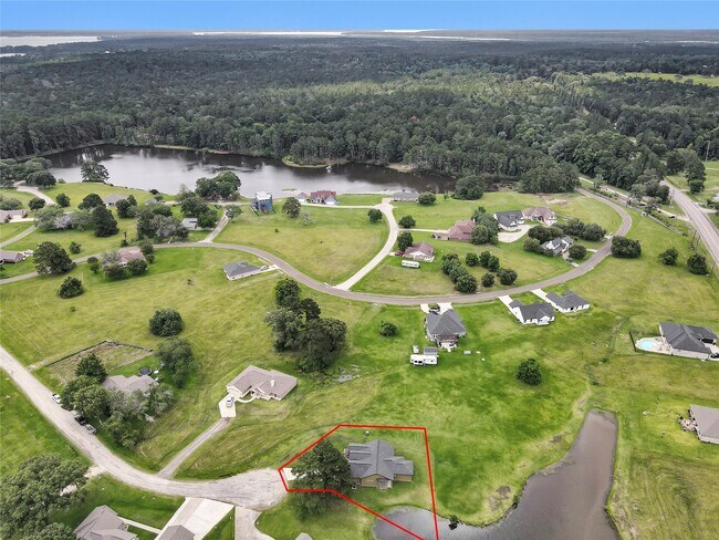 Building Photo - 145 Meadowview Dr