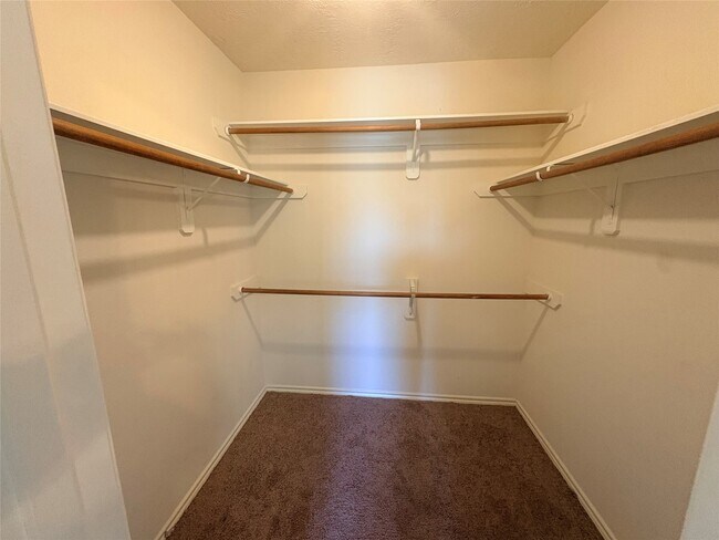 Building Photo - 14403 Fairbuff Ln