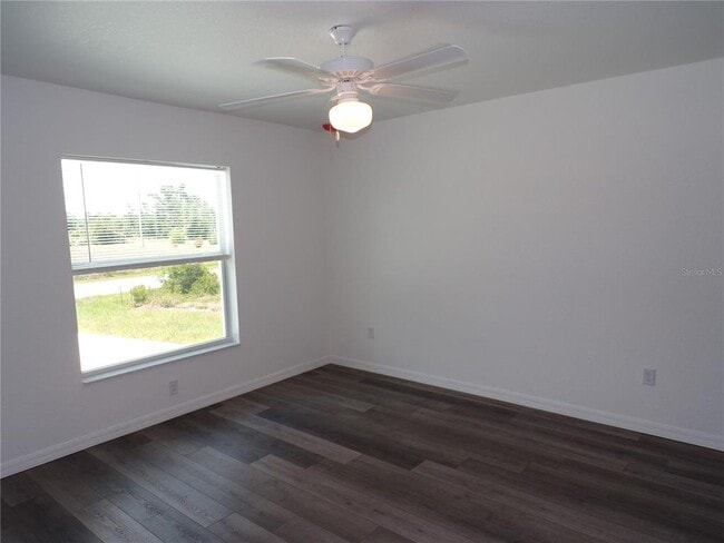 Building Photo - 29401 Goodhue St