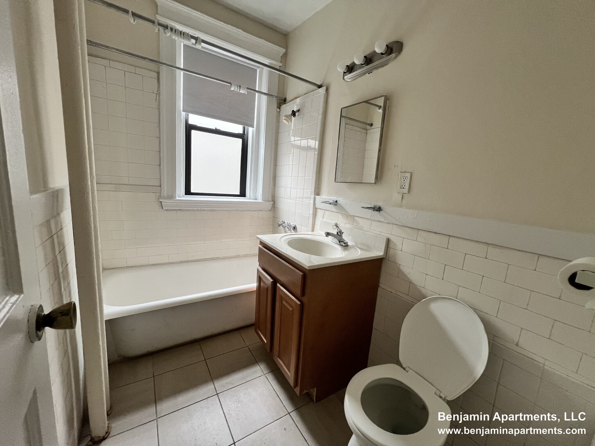 Building Photo - 1173 Commonwealth Ave