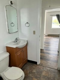 Building Photo - 802 N Grape Dr