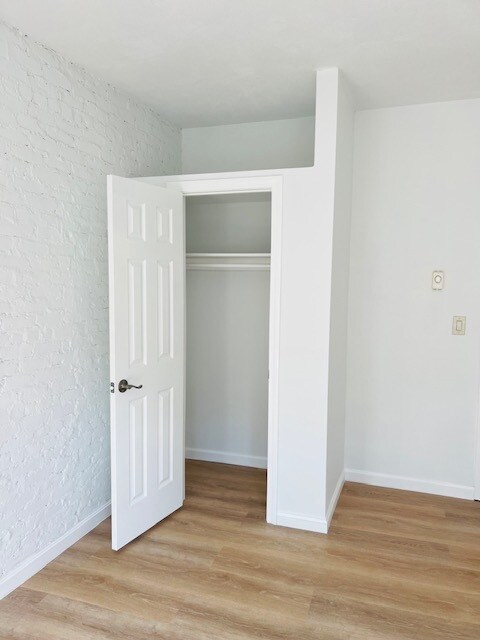 Building Photo - 111 Norway St