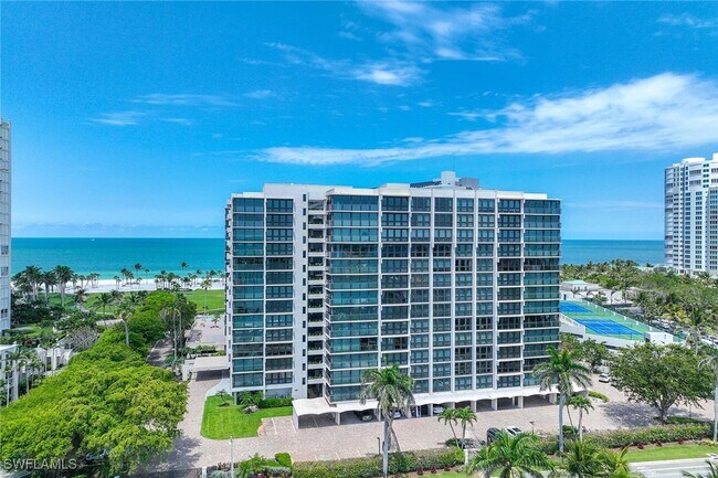 Primary Photo - 4031 Gulf Shore Blvd N