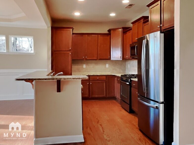 Building Photo - 24 Cedar Grove Ct