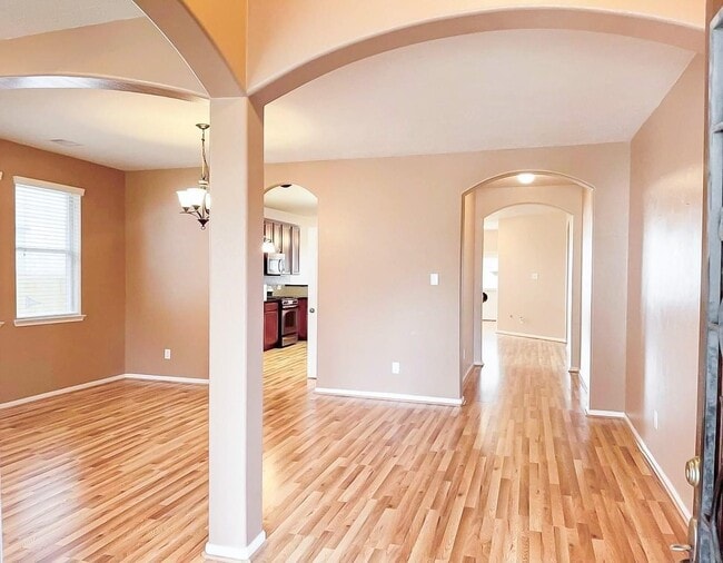 Building Photo - 11907 Golden Lodge Ln