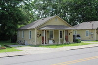 Building Photo - 335 Granbury St