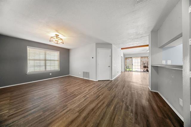 Building Photo - 5501 Stoney Glen Dr