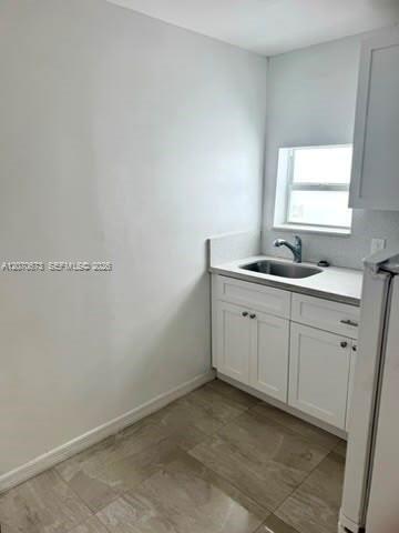 Building Photo - 6201 SW 37 Ct