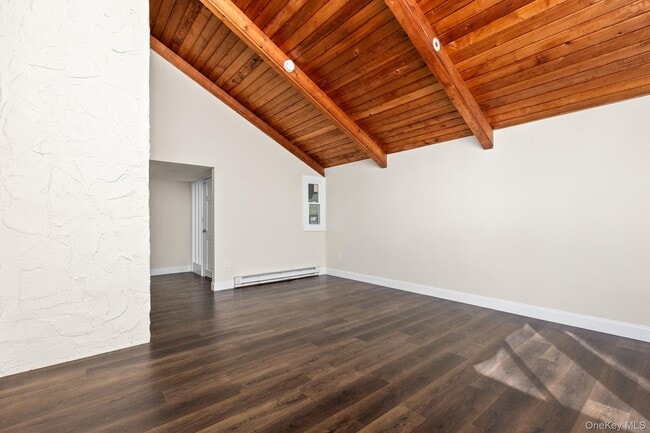 Building Photo - 288 Pine Hill Rd