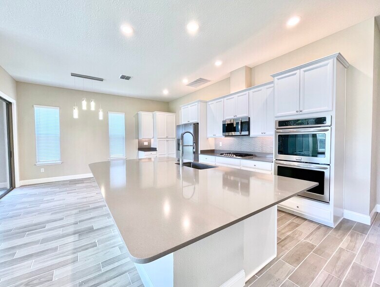 Building Photo - 68 Furrier Ct