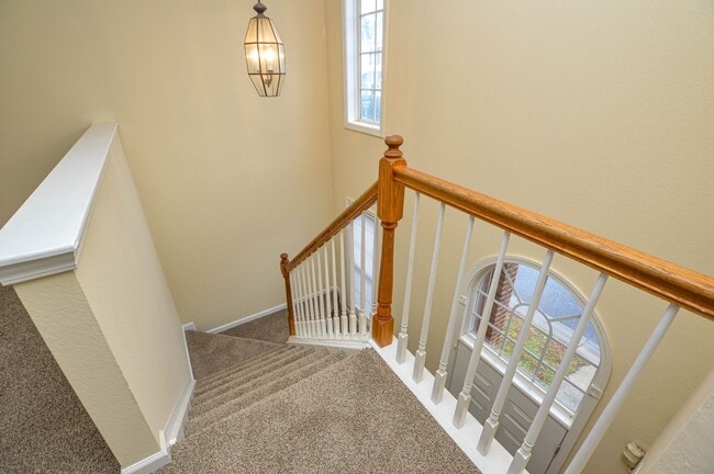 Building Photo - Charming 3 Bed, 2 Bath Home with fenced back yard!-**PRIMARY ON THE MAIN** COMING SOON!!!