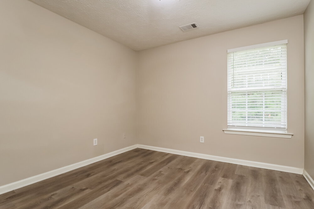 Building Photo - 154 Vinings Dr