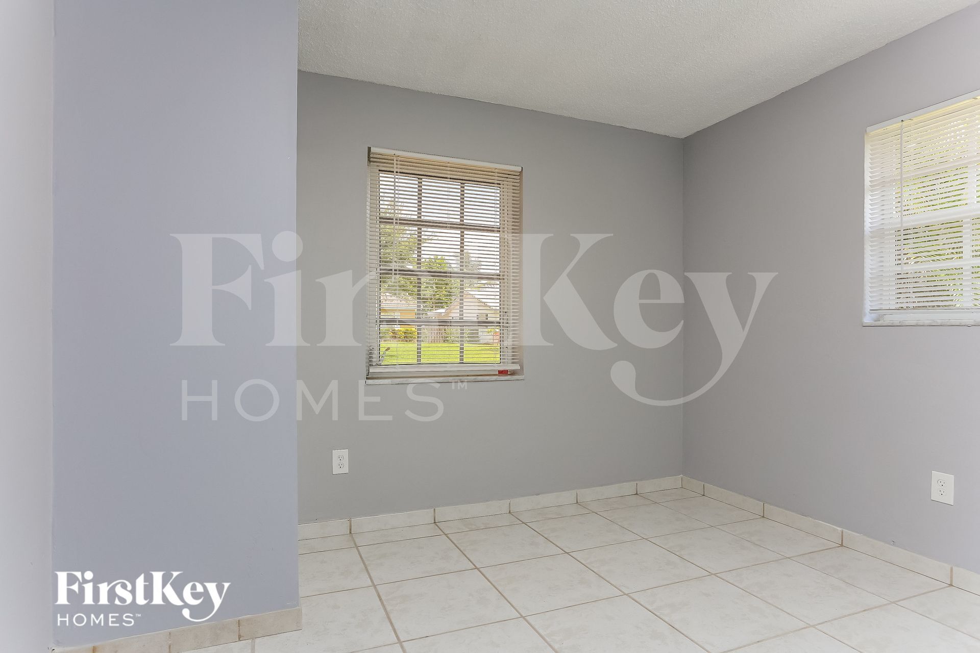 Building Photo - 4006 NW 76th Ave