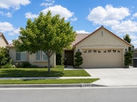 Building Photo - 1595 Castle Way