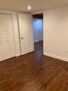 Building Photo - 543 N Mount Prospect Rd