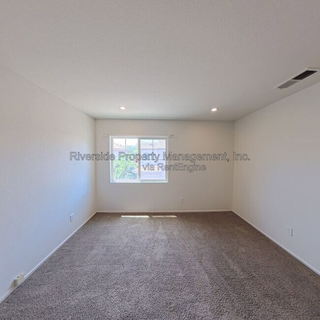 Building Photo - 4031 Cey Ct
